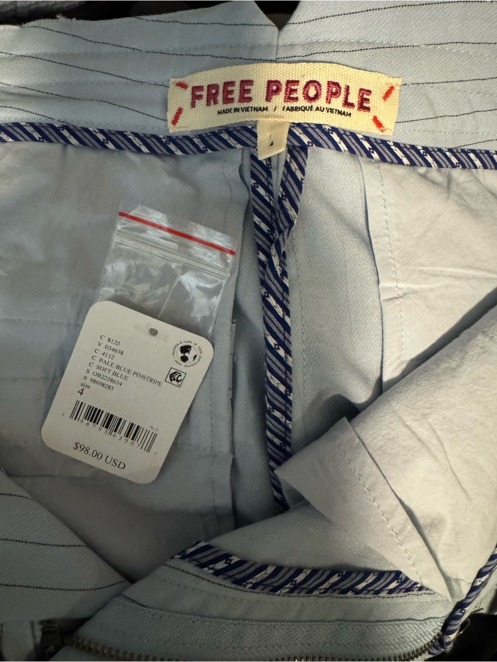 NWT Free People Perfect Prep Pleated Stripe Shorts. Pale blue pinstripes - Picture 6 of 6